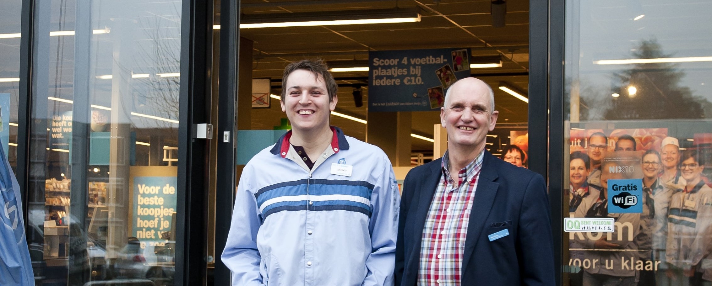 Lorenzo werkt bij de Albert Heijn als vakkenvuller