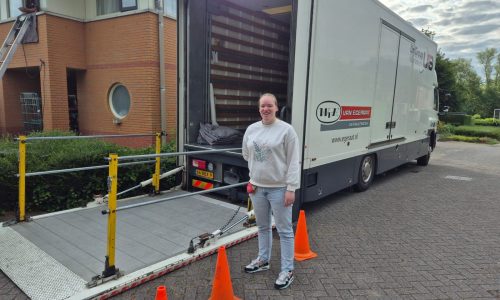 1749208786116 de beemdkroon